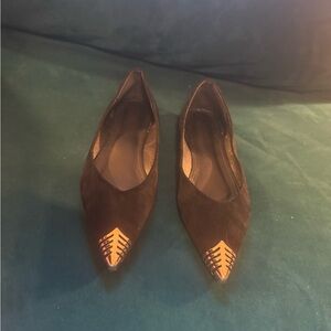 Elegant Black and Gold Women's Flats